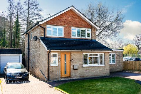 33 Goaters Road, Ascot, SL5 8HZ