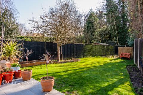 33 Goaters Road, Ascot, SL5 8HZ