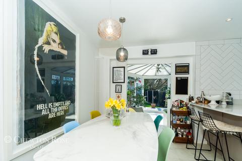 33 Goaters Road, Ascot, SL5 8HZ