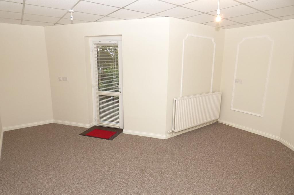 Front Street, Earsdon, Whitley Bay... 1 bed flat £500 pcm (£115 pw)
