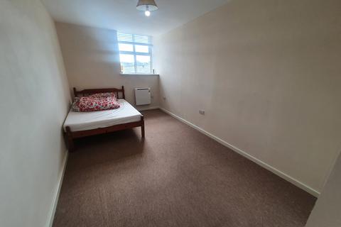 1 bedroom apartment to rent, Pellon Lane, Halifax, West Yorkshire, HX1