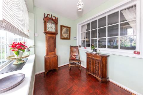 44 Buckingham Drive, Luton, LU2 9RA