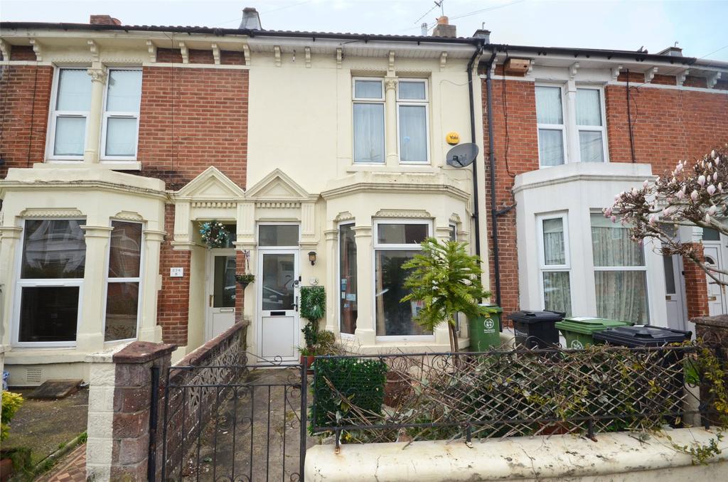 Fawcett Road, Southsea, Hampshire, PO4 2 bed apartment £175,000
