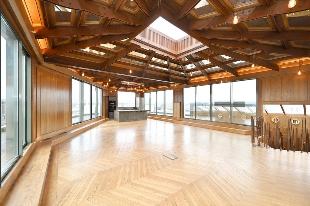 Reception/Kitchen