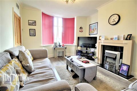 62 Arundel Road, Chapeltown, Sheffield, S35 2RD
