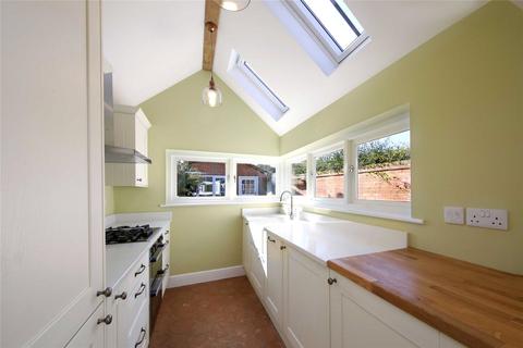 2 bedroom terraced house for sale - Aylesbury End, Beaconsfield, HP9