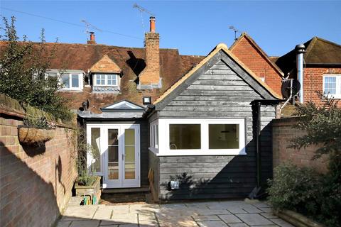 53 Aylesbury End, Beaconsfield, HP9 1LU