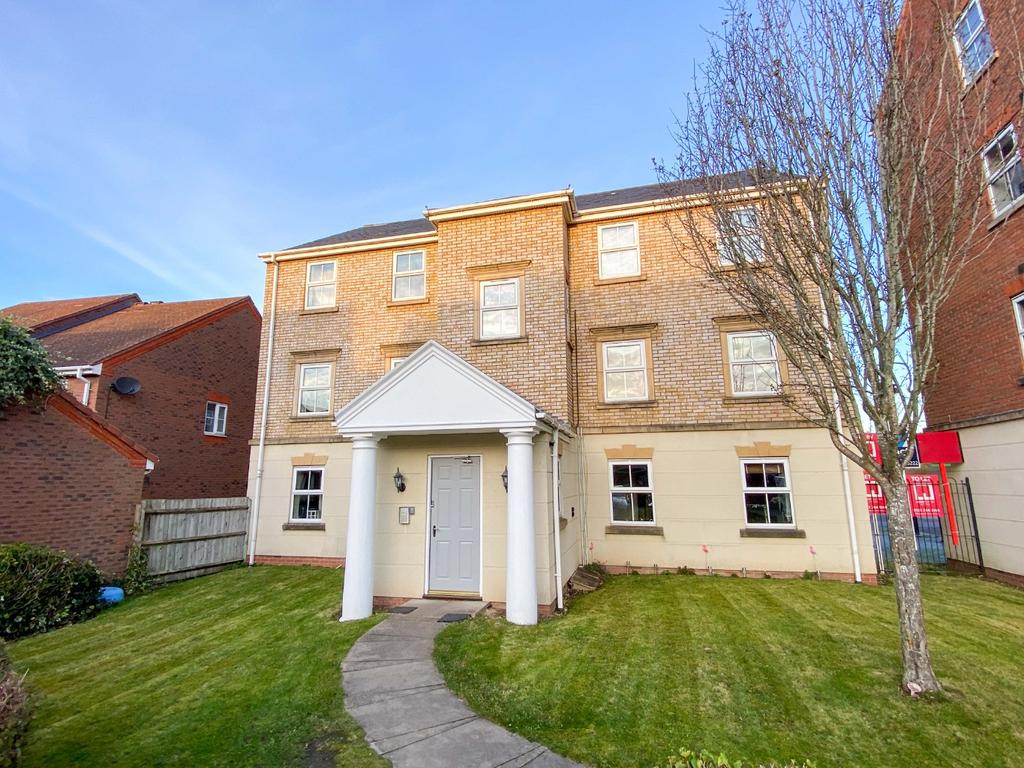 Clarks Lane, Shirley, Solihull, West... 2 bed apartment £170,000