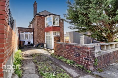 5 bedroom detached house for sale - Kings Drive, Wembley