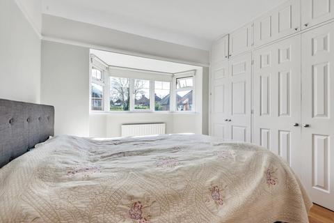 27 Beech Grove, Guildford, GU2 7UZ