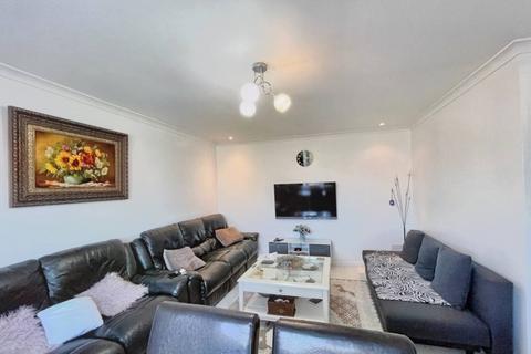 3 bedroom end of terrace house to rent, Sitwell Grove, Stanmore HA7