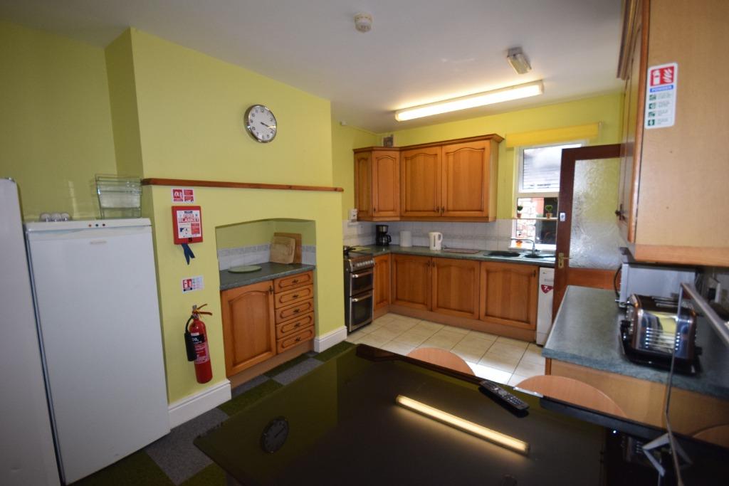 Gerald Street, Rhosddu, Wrexham, LL11 5 bed house share £386 pcm (£89 pw)