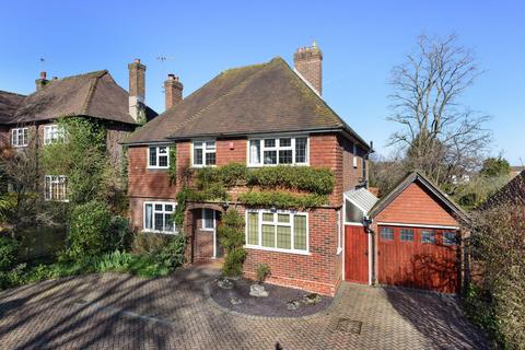 101 Farnham Road, Guildford, GU2 7PF