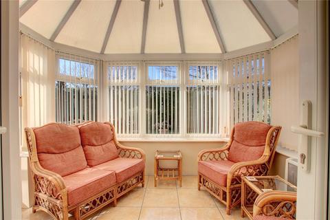 25 Windsor Road, Droitwich, WR9 7BY