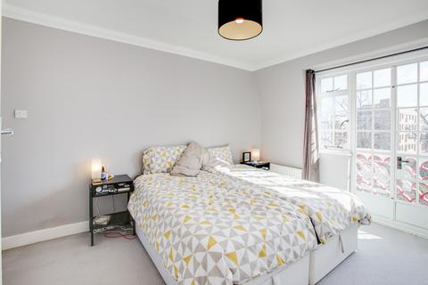 112 Ealing Village, London, W5 2EB