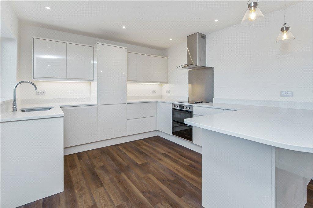 Calf Lane, Chipping Campden... 3 bed semidetached house £2,200 pcm
