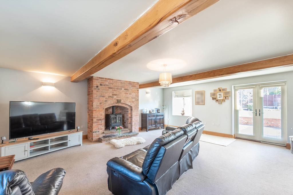 Main Street, Kirton, Newark 5 bed detached house £600,000