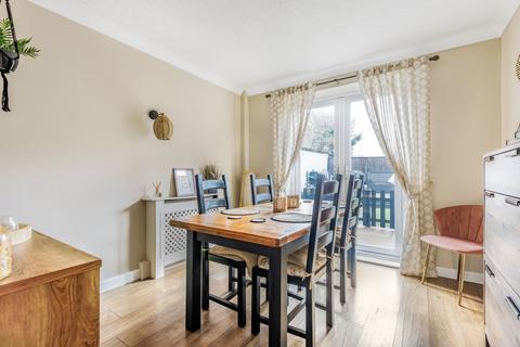 4 Beverley Crescent, Grimsby, DN32 9SX