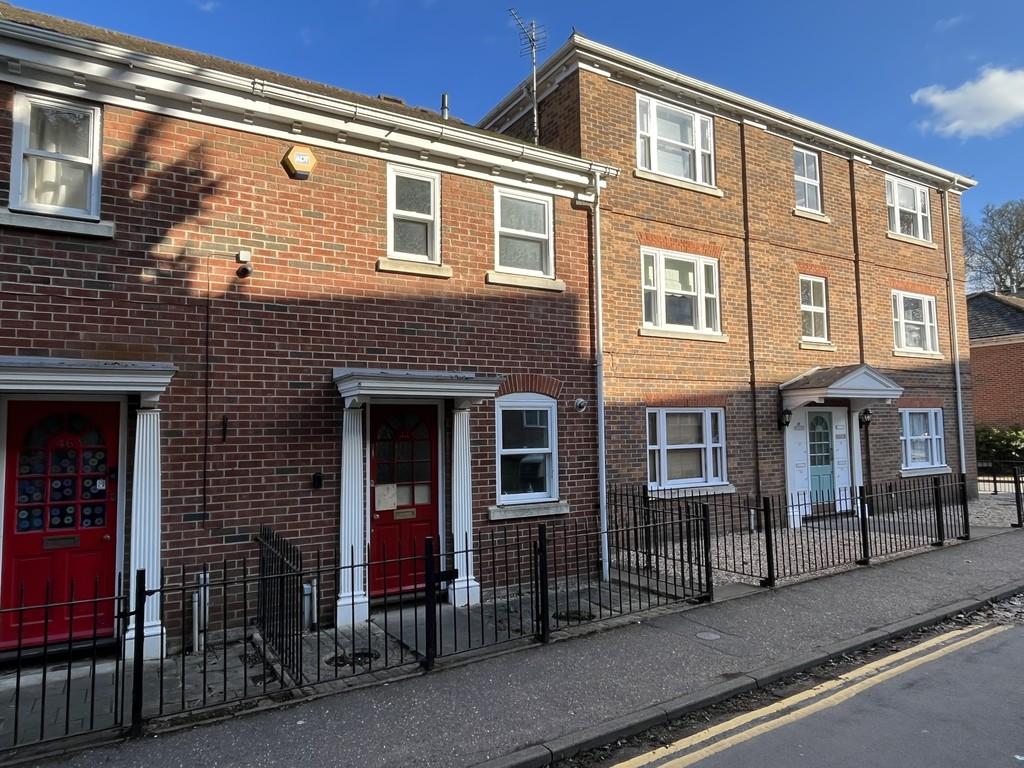 County Court Road, King's Lynn 2 bed semidetached house £160,000
