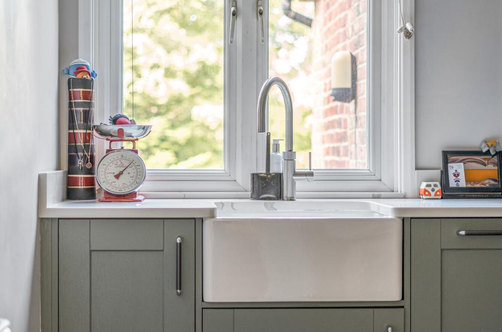 1349199-14-68bff8...