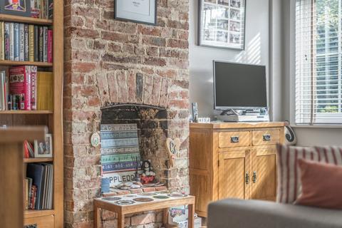 4 bedroom terraced house for sale, Sturt Road, Haslemere, Surrey, GU27