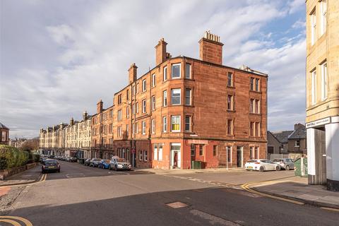 45/7 Restalrig Road, Edinburgh, EH6 8BD