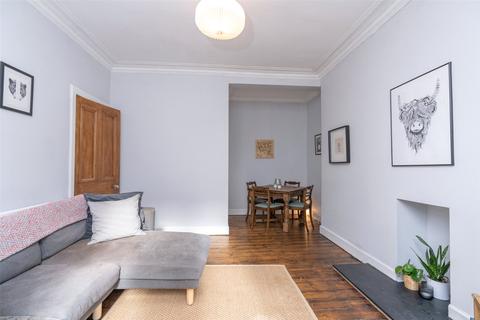 45/7 Restalrig Road, Edinburgh, EH6 8BD