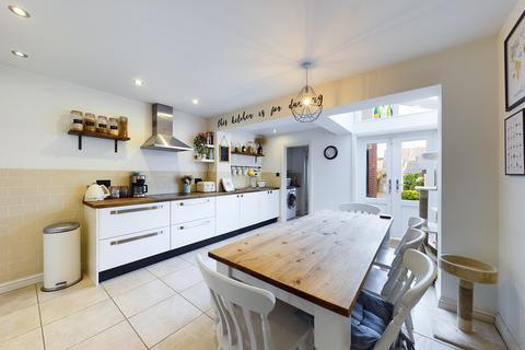 25 Braintree Road, Witham, CM8 2DD