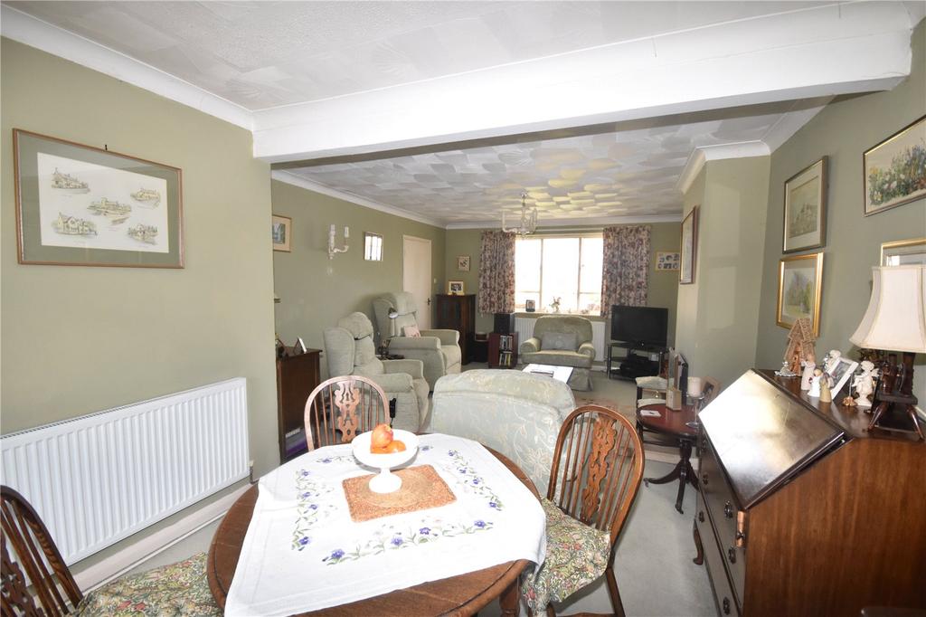 Newton Road, North Petherton... 4 bed bungalow £325,000