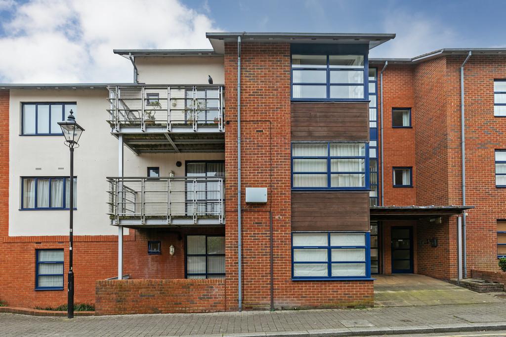 Silchester Place, Hyde, Winchester, SO23 2 bed apartment for sale £