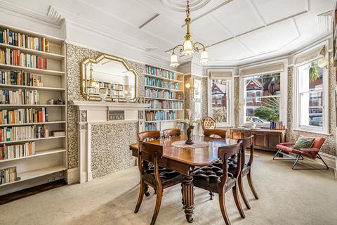 13 Alexandra Park Road, London, N10 2DD