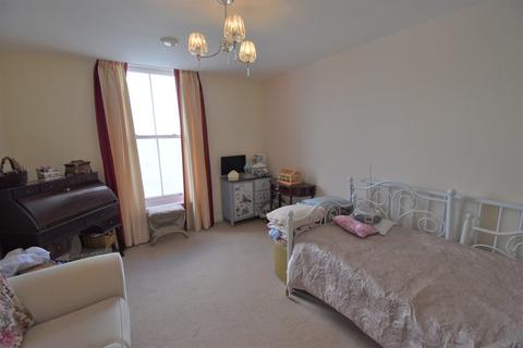 2 bedroom apartment for sale - 24 Paxton Court, Tenby
