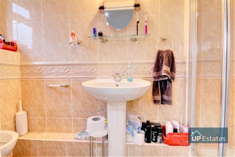 12 Blandford Drive, Coventry, CV2 2JB