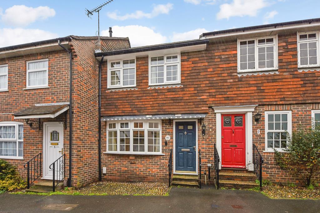Sheep Street, Petersfield 2 bed terraced house £1,200 pcm (£277 pw)