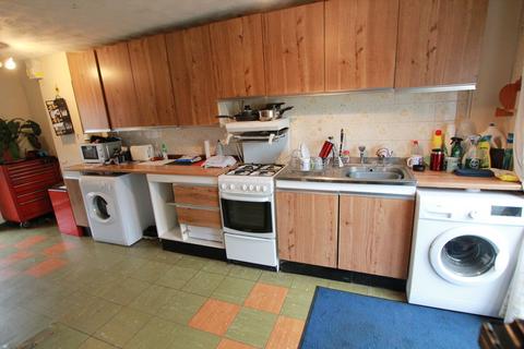 8 School Close, Stevenage, SG2 9TY