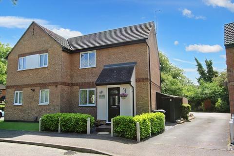 21 Ash Grove, Dunmow, CM6 1QY