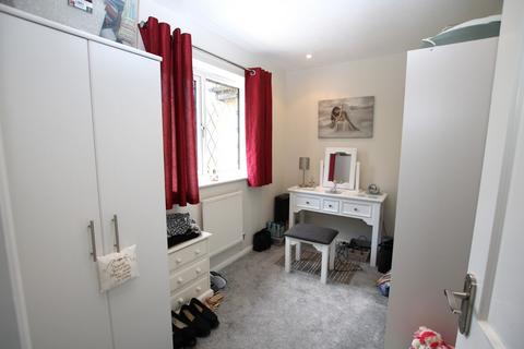 21 Ash Grove, Dunmow, CM6 1QY