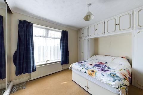 10 Intake Grove, Bradford, BD2 3NJ