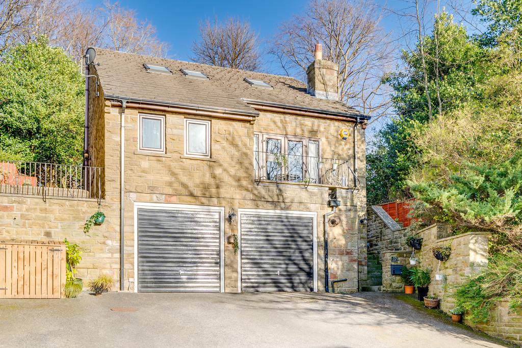 Windmill Grove, Gomersal 4 bed detached house for sale £415,000