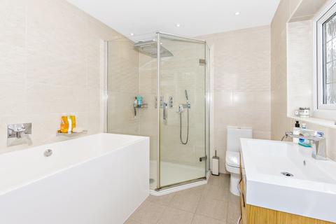 Windhovers Rock Hill, Orpington, BR6 7PP