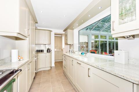 Windhovers Rock Hill, Orpington, BR6 7PP