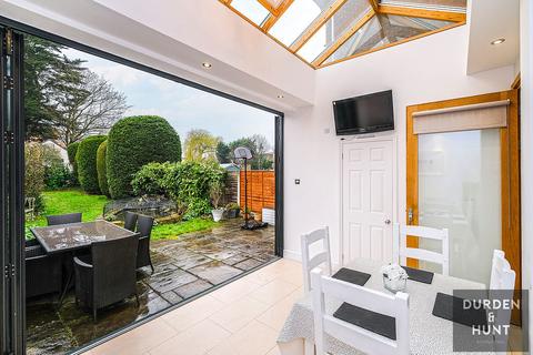9 Connaught Avenue, London, E4 7AE