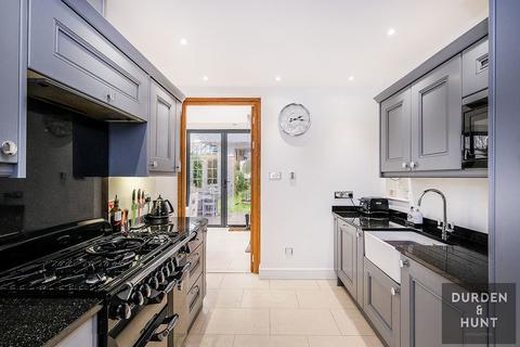 9 Connaught Avenue, London, E4 7AE