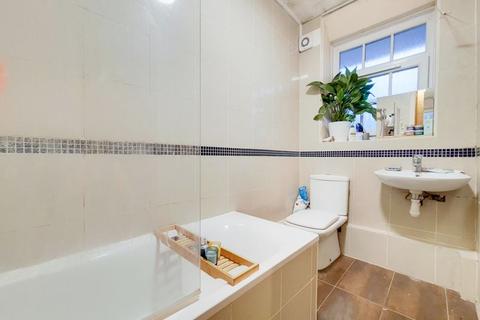 Flat 15, Wenham House Ascalon Street, London, SW8 4DY