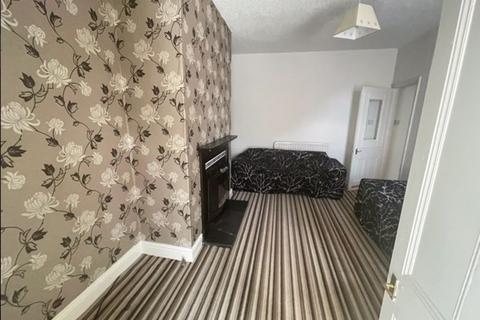 2 bedroom flat to rent, Robson Street, Consett