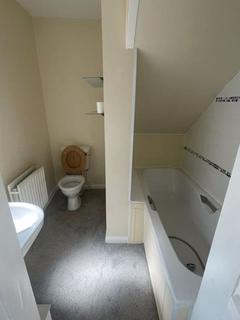 2 bedroom flat to rent, Robson Street, Consett