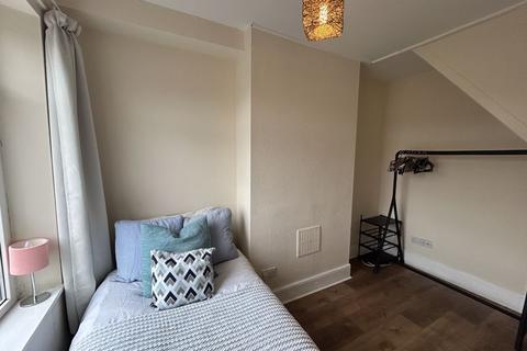 1 bedroom in a house share to rent, Forest Road, Sutton-In-Ashfield