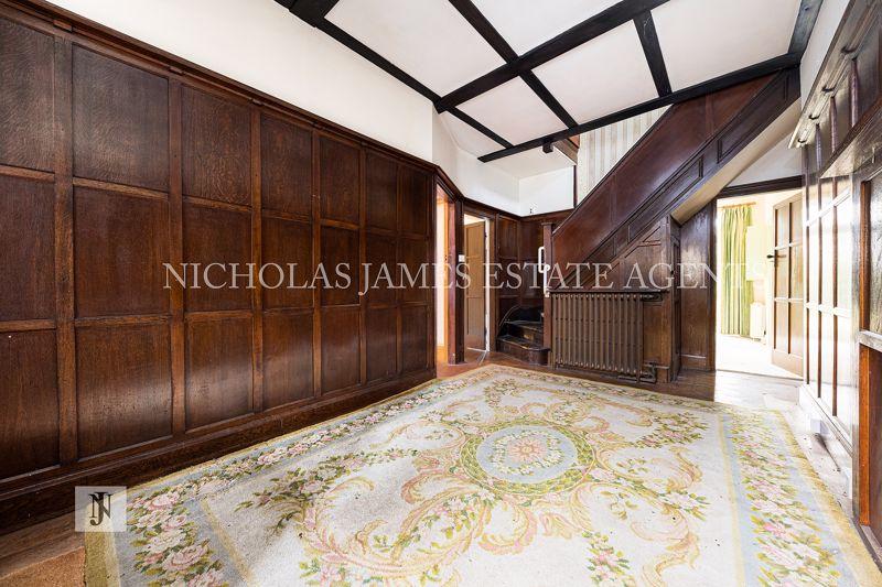 Arnos Grove, Southgate, N14 4 bed semidetached house £1,075,000