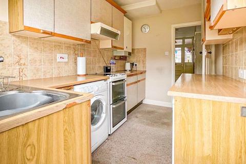 57 Hillside, Horsham, RH12 1NF