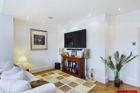 251 Long Lane, Aughton, Ormskirk, L39 5BY